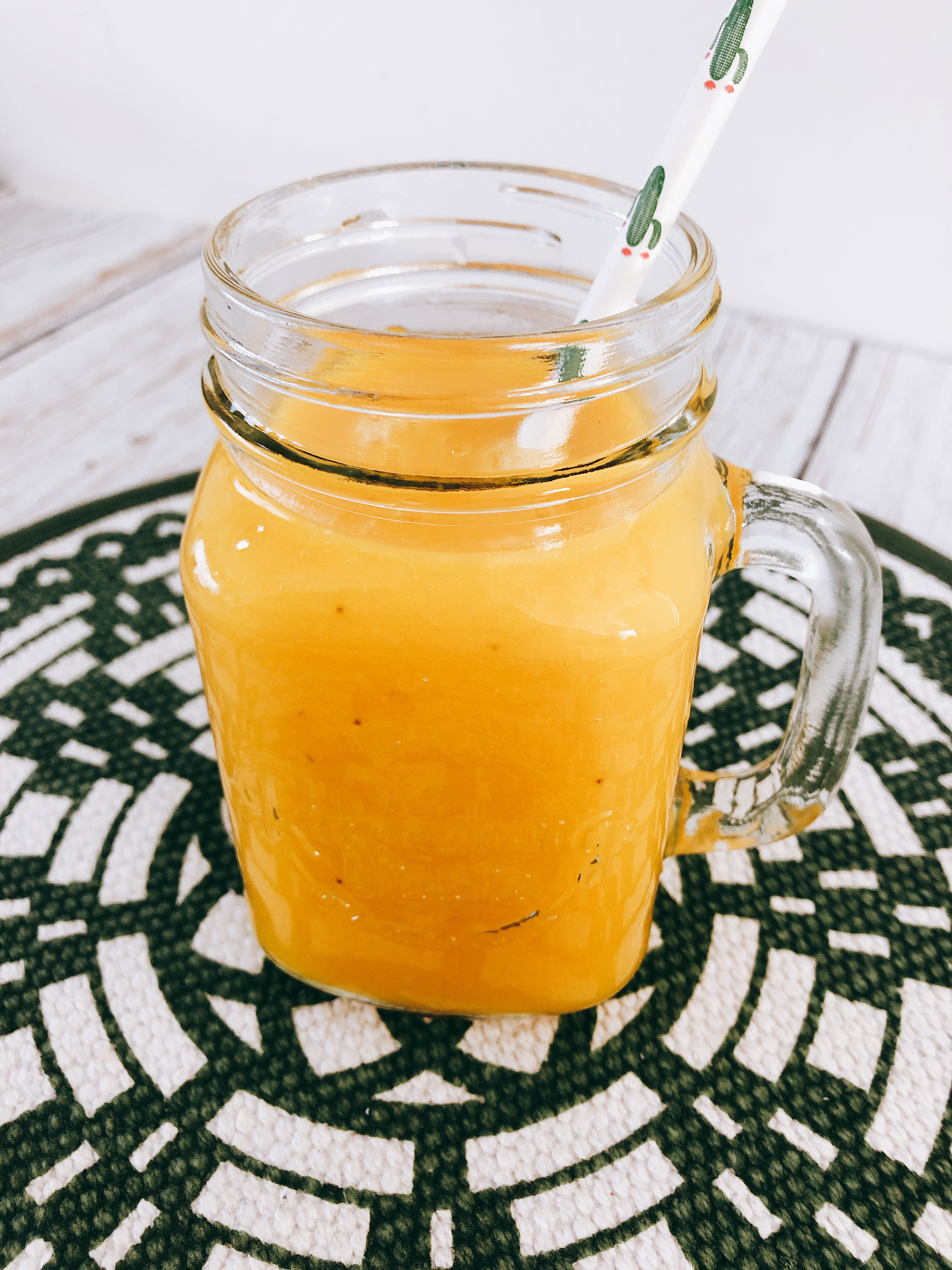 Mango smoothie recept maken | PinGetest gemakkelijke recepten!